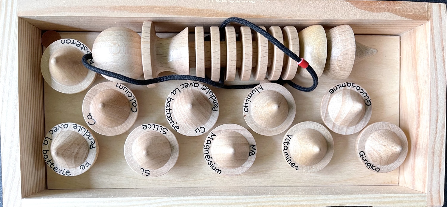 Coffret de 10 pendules avec plantes et minéraux - Pharmacie domestique