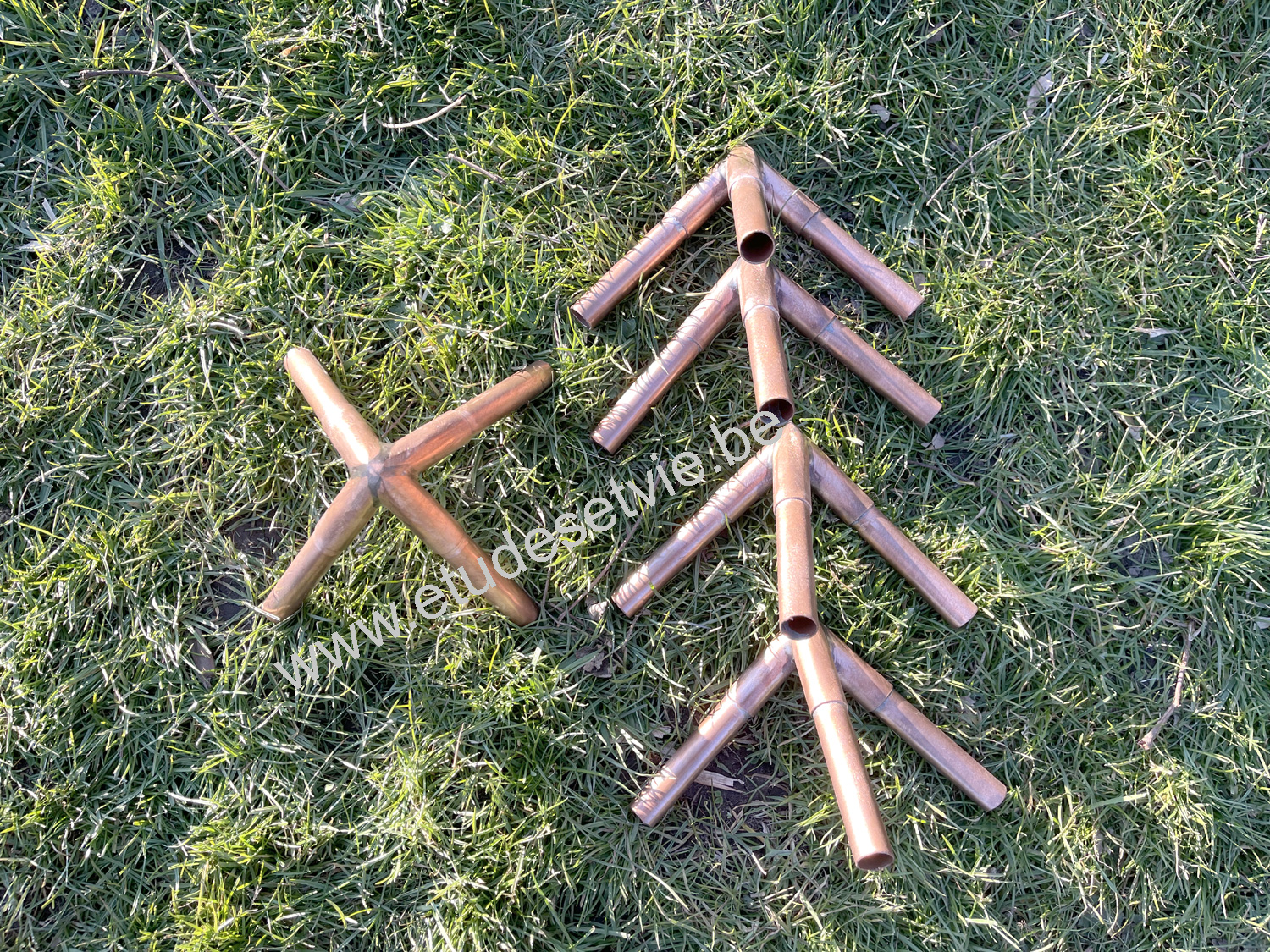 Kit Pyramide classique tube 18 mm pour électroculture - set avec angles et tête