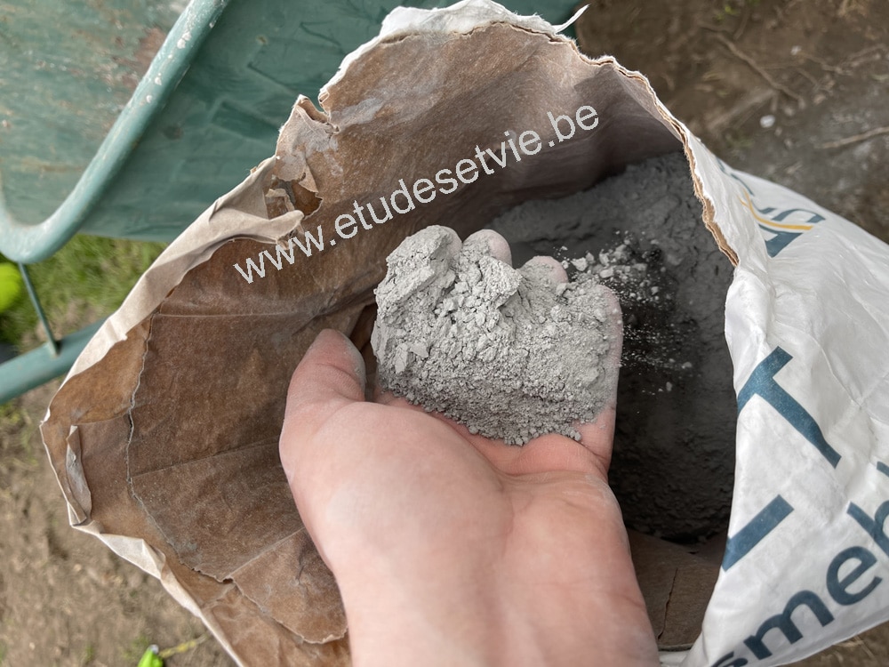 Poudre de basalte paramagnétique pour l'électroculture - 1900 microCGS - sac 20 Kg