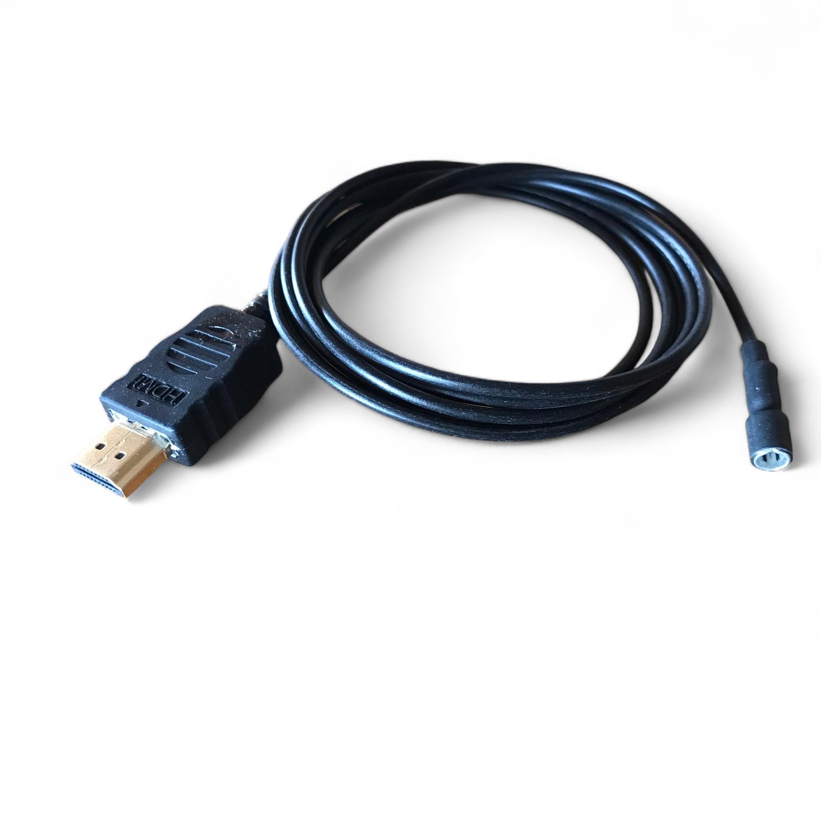 Câble HDMI de mise à la terre noir à douille cylindrique